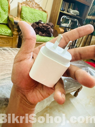 Apple Genuine Adapter